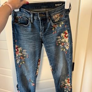 Blank NYC Embroidered Ankle Jeans Size 25